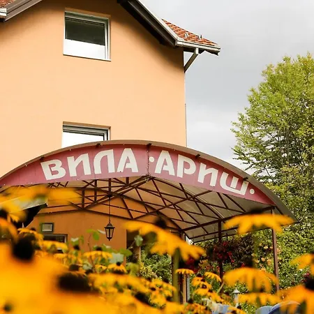 Aris Apartment